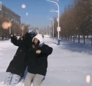 东北青年的快乐生活，在雪地里尽情撒欢